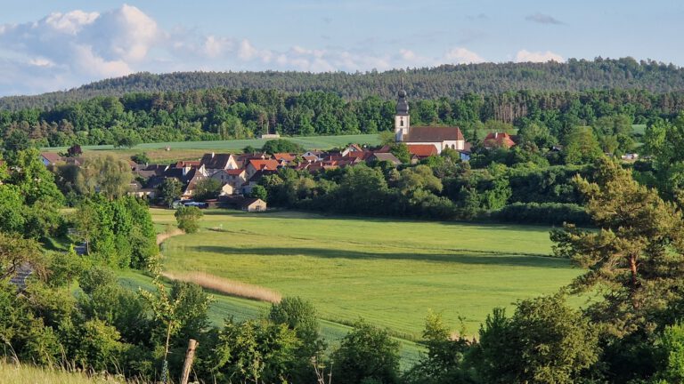 Autenhausen im Sommer